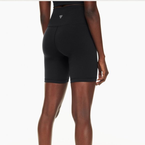 Tna Atmosphere Hi-Rise 7" Short High-waisted bike shorts (Aritzia) - Picture 4 of 7